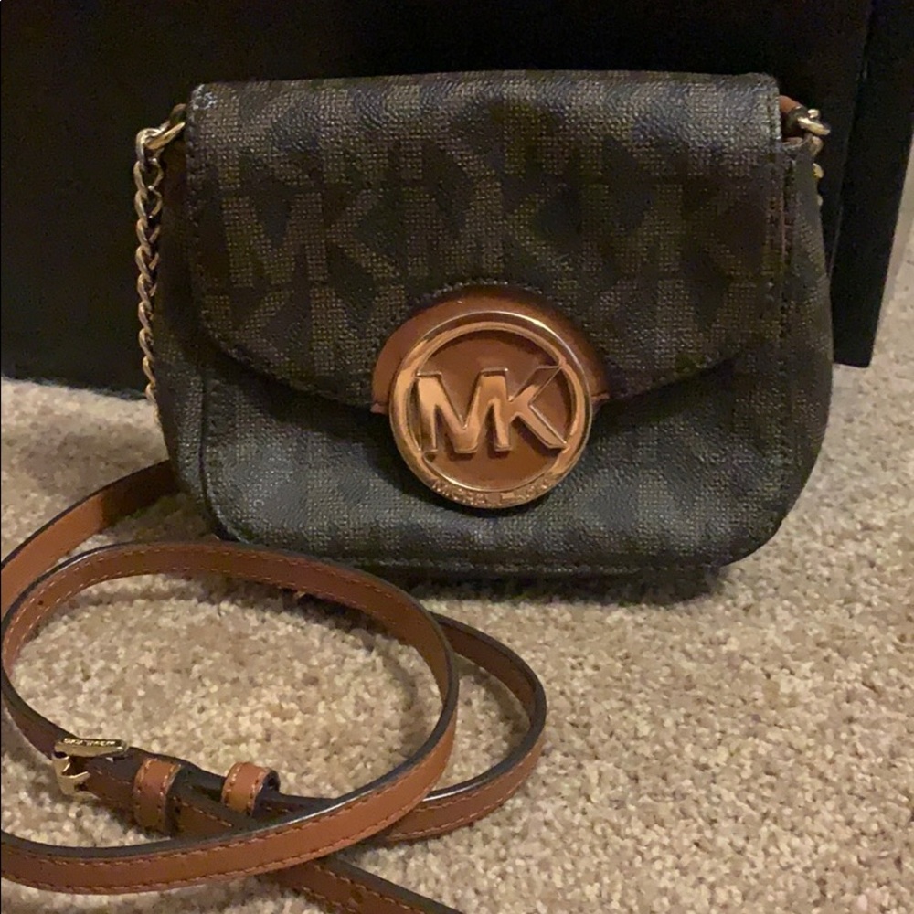 Michael Kors crossbody